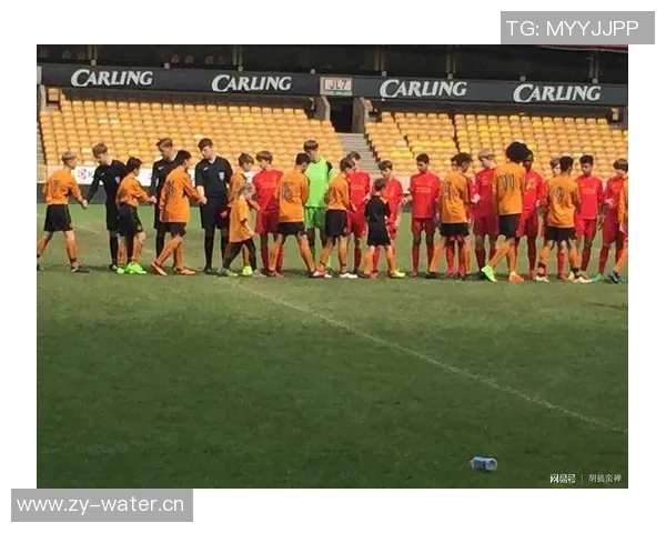 克鲁塞罗与博卡青年激战正酣谁能在这场对决中笑到最后