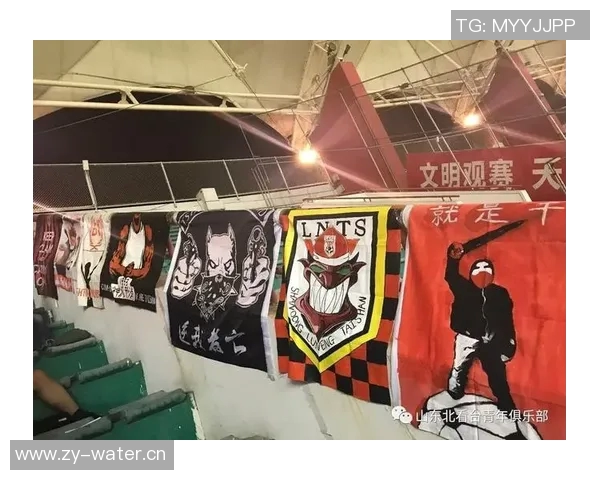 河南建业与山东鲁能泰山激战正酣谁将赢得这场焦点对决