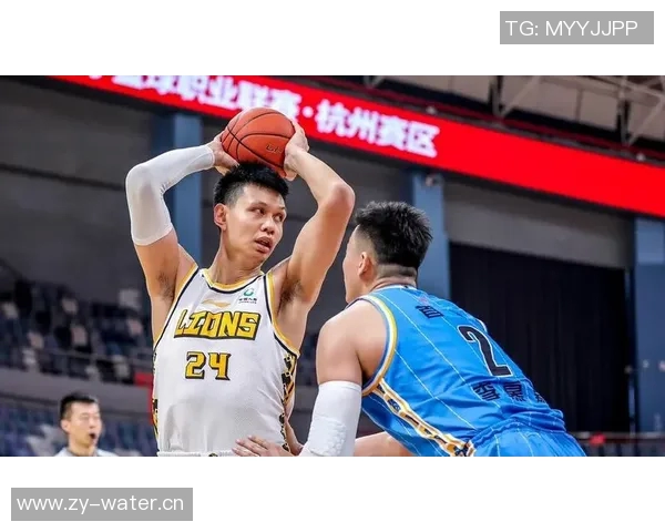 许钟豪:从普通学子到科技创新先锋的奋斗历程与启示 许钟豪:从普通学子到科技创新先锋的奋斗历程与启示