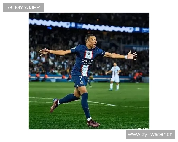 马丁内斯的传奇旅程从足球场到人生舞台的精彩篇章