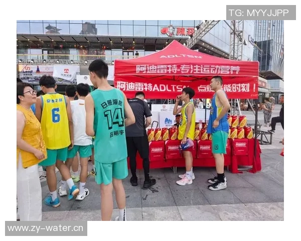 明星篮球打扮时尚潮流解析引领运动风尚的个性化表达